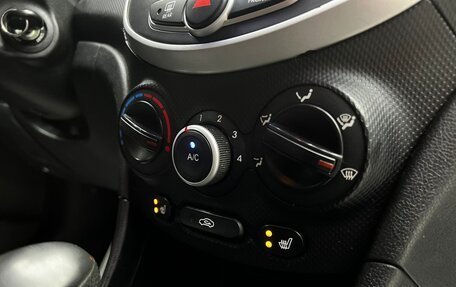 Hyundai Solaris II рестайлинг, 2012 год, 770 000 рублей, 23 фотография