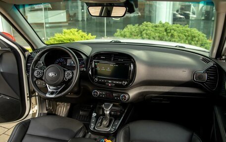 KIA Soul III, 2021 год, 1 595 000 рублей, 16 фотография