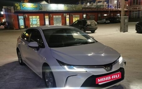 Toyota Corolla, 2021 год, 1 688 000 рублей, 2 фотография