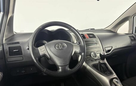 Toyota Auris II, 2007 год, 590 000 рублей, 10 фотография