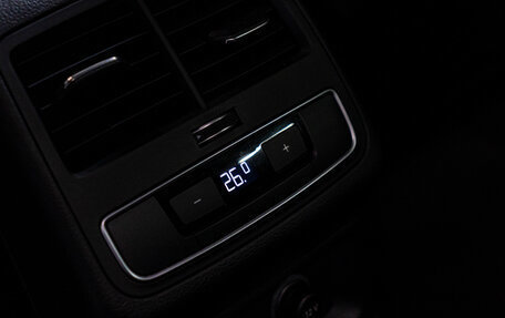 Audi A4, 2019 год, 2 399 000 рублей, 14 фотография