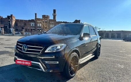 Mercedes-Benz M-Класс, 2013 год, 2 500 000 рублей, 2 фотография