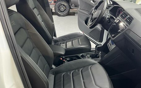 Volkswagen Tiguan II, 2021 год, 4 170 000 рублей, 16 фотография