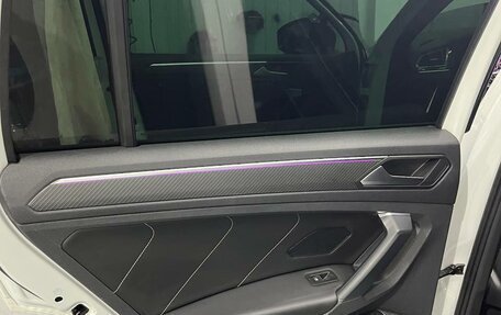 Volkswagen Tiguan II, 2021 год, 4 170 000 рублей, 8 фотография