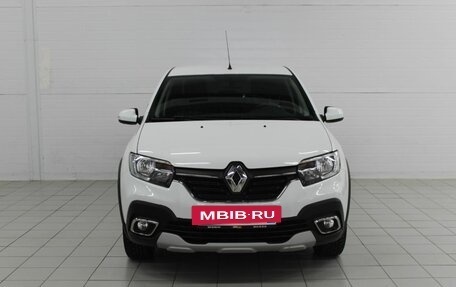 Renault Logan II, 2019 год, 1 150 000 рублей, 2 фотография
