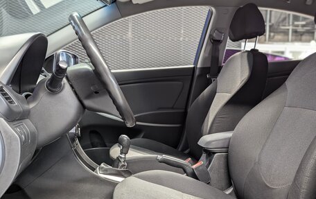 Hyundai Solaris II рестайлинг, 2013 год, 750 000 рублей, 11 фотография