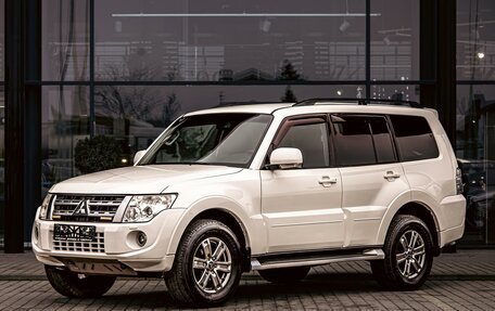 Mitsubishi Pajero IV, 2014 год, 2 215 000 рублей, 1 фотография
