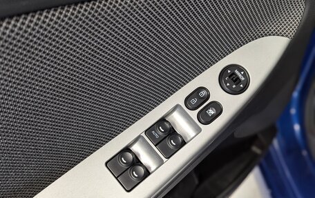 Hyundai Solaris II рестайлинг, 2013 год, 750 000 рублей, 17 фотография