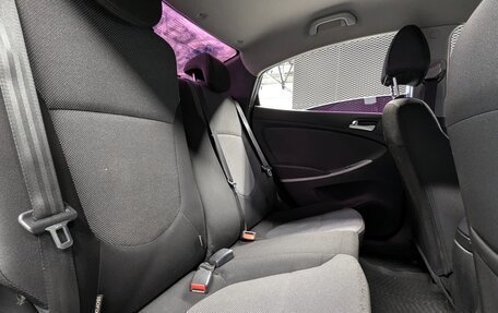 Hyundai Solaris II рестайлинг, 2013 год, 750 000 рублей, 24 фотография