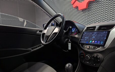 Hyundai Solaris II рестайлинг, 2013 год, 750 000 рублей, 21 фотография