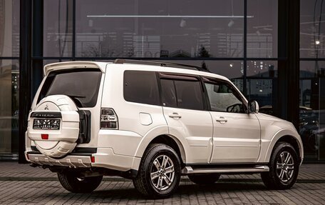 Mitsubishi Pajero IV, 2014 год, 2 215 000 рублей, 6 фотография