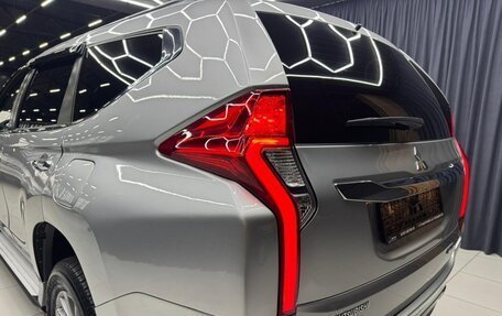 Mitsubishi Pajero Sport III рестайлинг, 2017 год, 2 550 000 рублей, 12 фотография