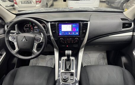 Mitsubishi Pajero Sport III рестайлинг, 2017 год, 2 550 000 рублей, 22 фотография