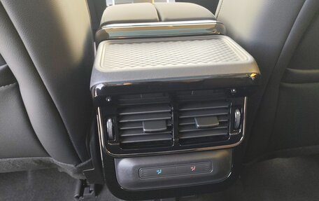 Land Rover Range Rover Evoque II, 2025 год, 6 500 000 рублей, 11 фотография