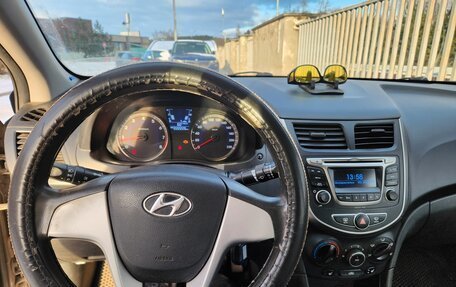 Hyundai Solaris II рестайлинг, 2014 год, 610 000 рублей, 5 фотография