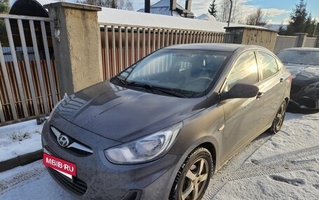 Hyundai Solaris II рестайлинг, 2014 год, 610 000 рублей, 2 фотография