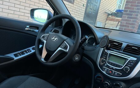 Hyundai Solaris II рестайлинг, 2011 год, 950 000 рублей, 9 фотография