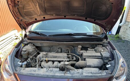 Hyundai Solaris II рестайлинг, 2011 год, 950 000 рублей, 15 фотография