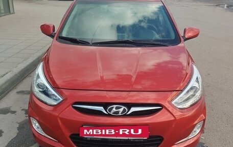Hyundai Solaris II рестайлинг, 2014 год, 980 000 рублей, 2 фотография