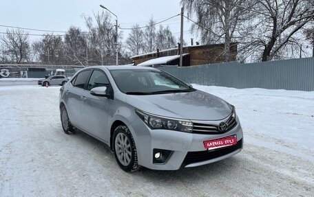 Toyota Corolla, 2013 год, 1 370 000 рублей, 2 фотография