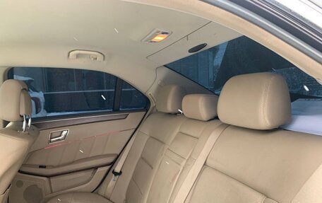 Mercedes-Benz E-Класс, 2009 год, 1 500 000 рублей, 30 фотография