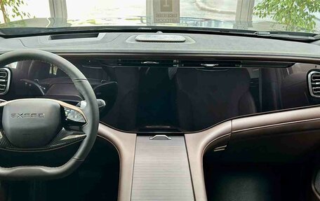 CheryExeed VX, 2024 год, 5 830 000 рублей, 9 фотография