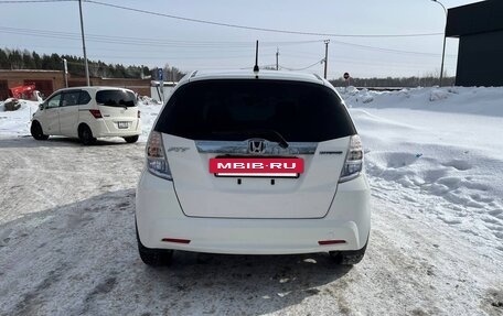 Honda Fit III, 2013 год, 830 000 рублей, 3 фотография