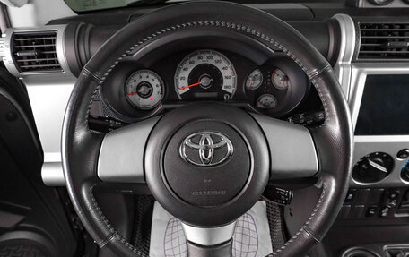 Toyota FJ Cruiser, 2021 год, 5 899 000 рублей, 13 фотография