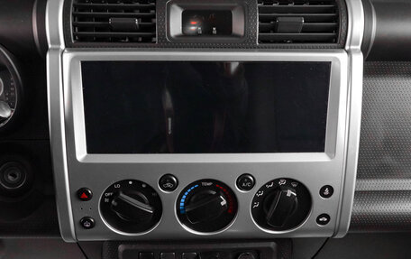 Toyota FJ Cruiser, 2021 год, 5 899 000 рублей, 15 фотография