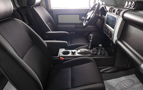 Toyota FJ Cruiser, 2021 год, 5 899 000 рублей, 10 фотография
