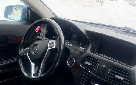 Mercedes-Benz E-Класс, 2011 год, 1 700 000 рублей, 3 фотография