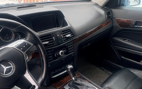 Mercedes-Benz E-Класс, 2011 год, 1 700 000 рублей, 9 фотография