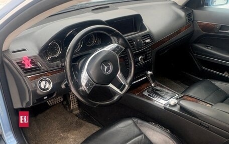 Mercedes-Benz E-Класс, 2011 год, 1 700 000 рублей, 10 фотография