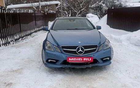 Mercedes-Benz E-Класс, 2011 год, 1 700 000 рублей, 21 фотография