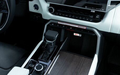 Toyota Sequoia, 2025 год, 15 000 000 рублей, 21 фотография