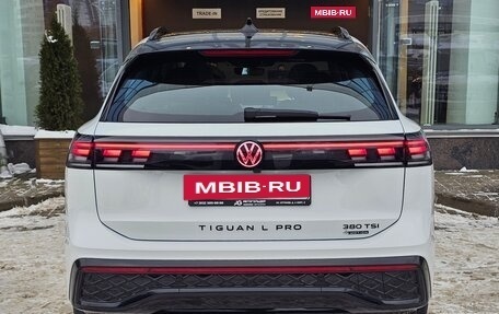 Volkswagen Tiguan, 2025 год, 5 100 000 рублей, 10 фотография