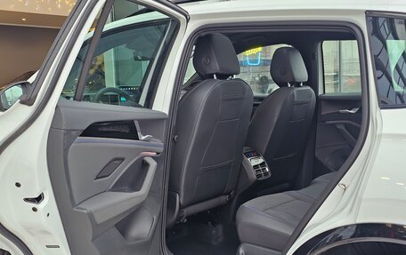 Volkswagen Tiguan, 2025 год, 5 100 000 рублей, 36 фотография