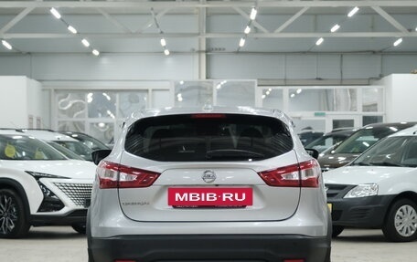 Nissan Qashqai, 2018 год, 1 979 000 рублей, 6 фотография