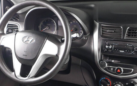 Hyundai Solaris II рестайлинг, 2012 год, 779 000 рублей, 12 фотография