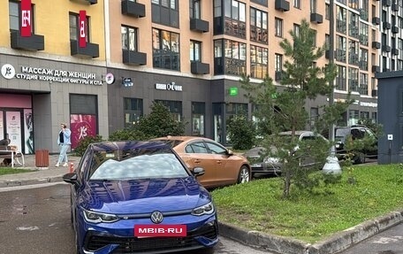 Volkswagen Golf R, 2021 год, 4 950 000 рублей, 11 фотография