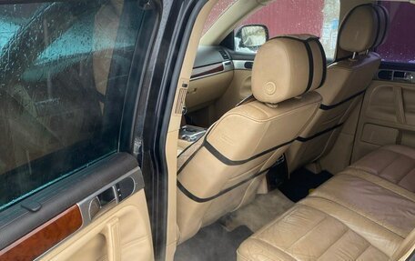 Volkswagen Touareg III, 2004 год, 650 000 рублей, 11 фотография