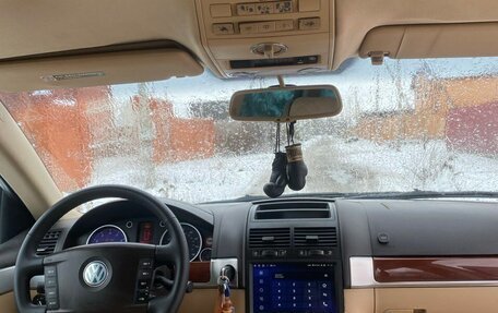 Volkswagen Touareg III, 2004 год, 650 000 рублей, 13 фотография