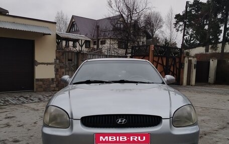 Hyundai Sonata IV рестайлинг, 1999 год, 210 000 рублей, 1 фотография