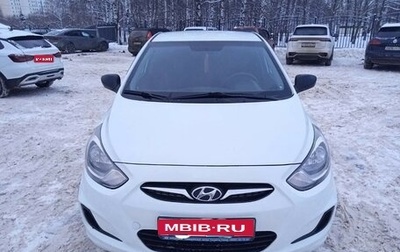 Hyundai Solaris II рестайлинг, 2013 год, 600 000 рублей, 1 фотография