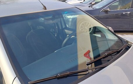 Renault Logan II, 2015 год, 870 000 рублей, 11 фотография