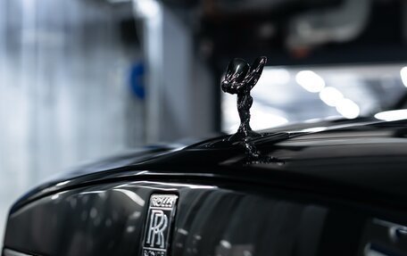 Rolls-Royce Cullinan, 2024 год, 62 000 000 рублей, 8 фотография