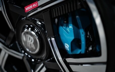 Rolls-Royce Cullinan, 2024 год, 62 000 000 рублей, 7 фотография
