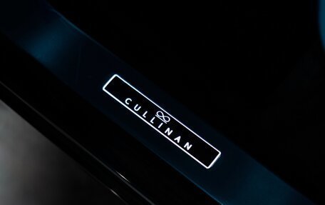 Rolls-Royce Cullinan, 2024 год, 62 000 000 рублей, 28 фотография