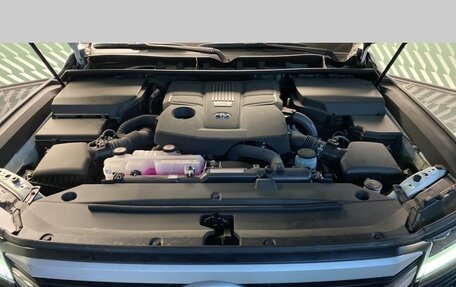 Toyota Land Cruiser, 2024 год, 16 500 000 рублей, 11 фотография