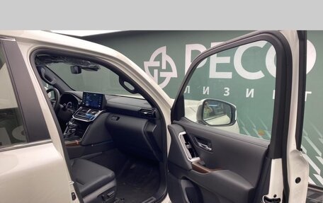 Toyota Land Cruiser, 2024 год, 16 500 000 рублей, 27 фотография